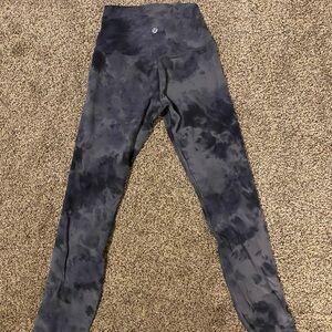 Tie-dye Lululemon leggings